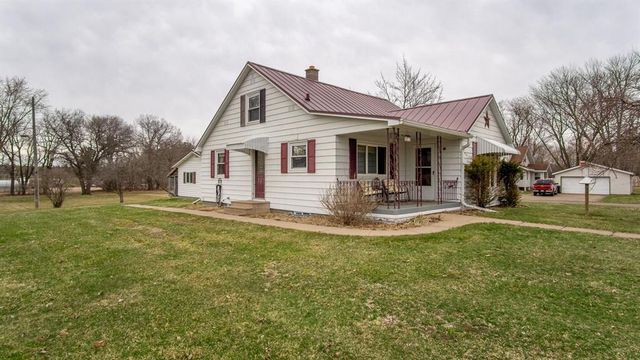 328 3rd Avenue, Chippewa Falls, WI 54729