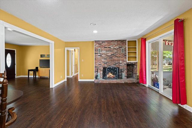 180 Wildwood Drive, Chatsworth, GA 30705