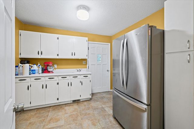180 Wildwood Drive, Chatsworth, GA 30705