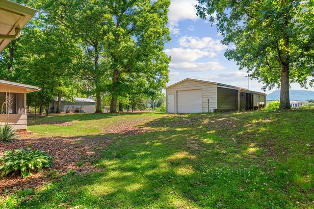 180 Wildwood Drive, Chatsworth, GA 30705