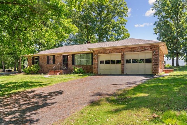 180 Wildwood Drive, Chatsworth, GA 30705