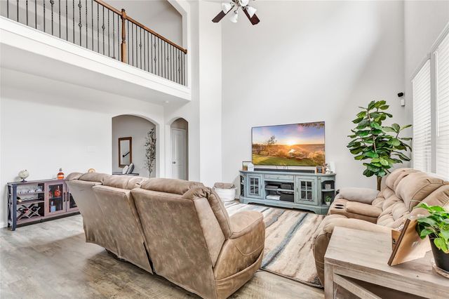 28511 Riverside Crest Lane, Houston, TX 77336