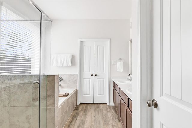 28511 Riverside Crest Lane, Houston, TX 77336