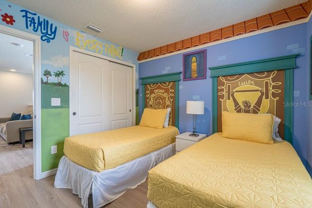 1969 MAJORCA DRIVE, Kissimmee, FL 34747