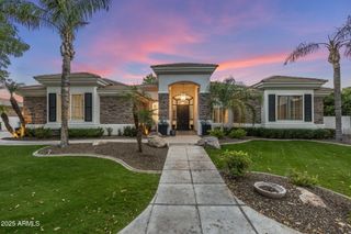 2625 N 24TH Street 3, Mesa, AZ 85213