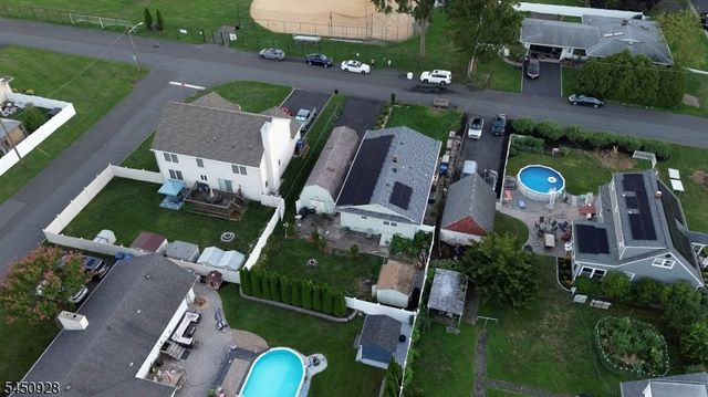 150 Farragut Ave, Middlesex Boro, NJ 08846