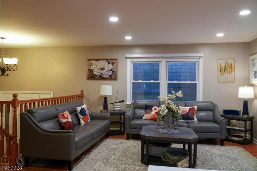 150 Farragut Ave, Middlesex Boro, NJ 08846 — photo 2