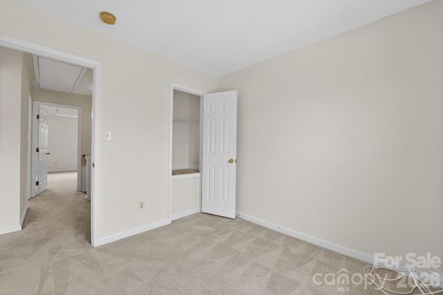 4914 Sunburst Lane, Charlotte, NC 28213