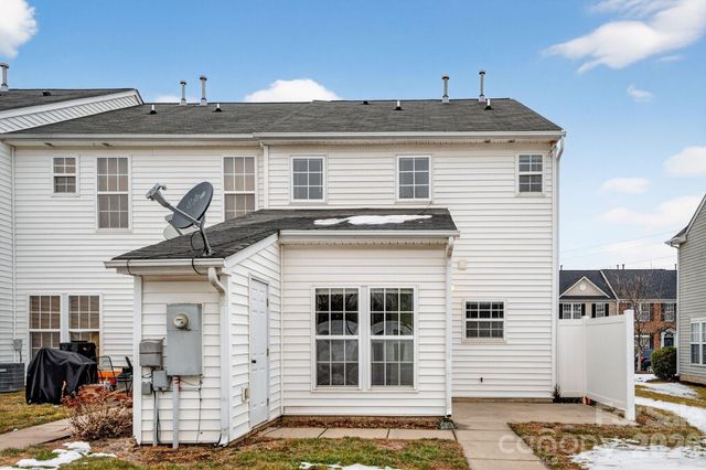 4914 Sunburst Lane, Charlotte, NC 28213