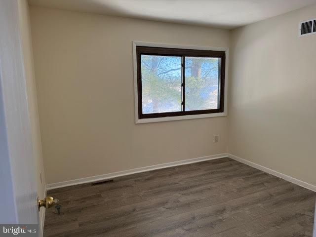 11 ROBERTSON RD, East Windsor, NJ 08520