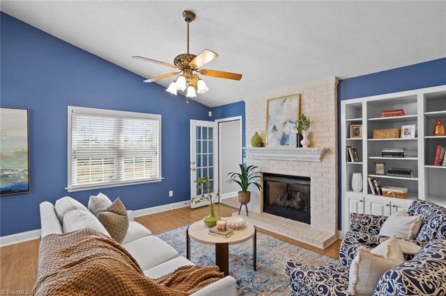 160 Royal View Drive 2, Pinnacle, NC 27043
