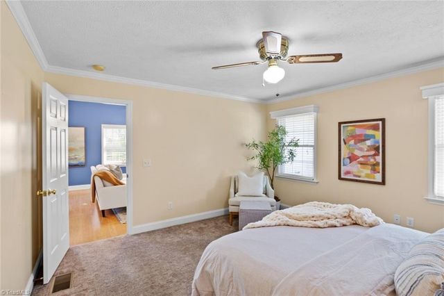 160 Royal View Drive 2, Pinnacle, NC 27043