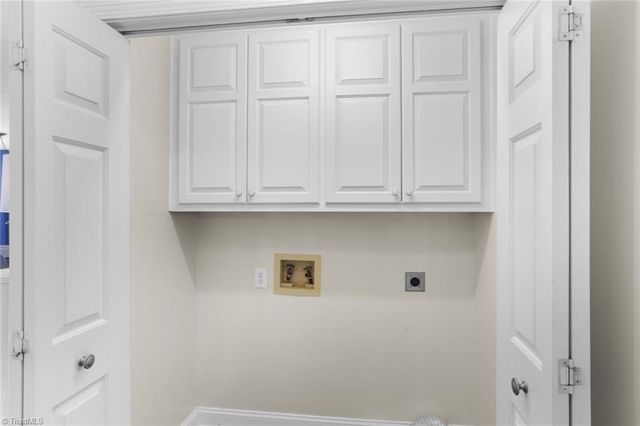 160 Royal View Drive 2, Pinnacle, NC 27043