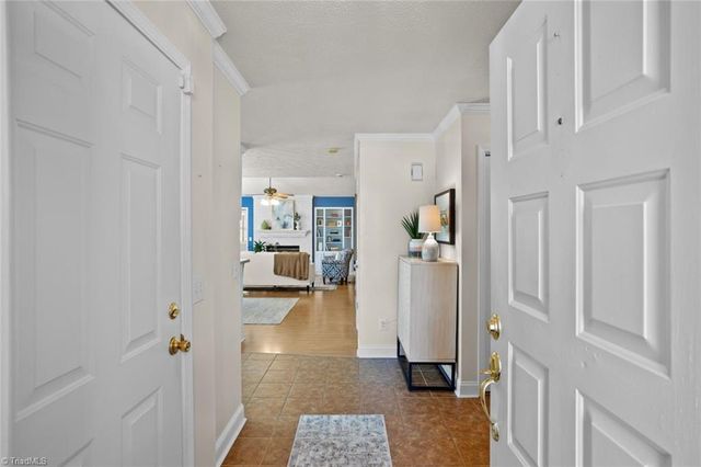 160 Royal View Drive 2, Pinnacle, NC 27043