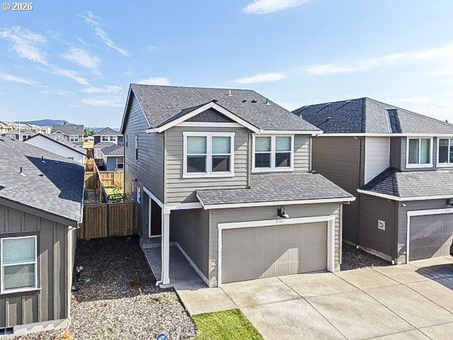 2743 V St, Springfield, OR 97477