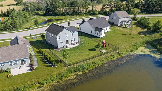 2256 River Bend ROAD, Grafton, WI 53024