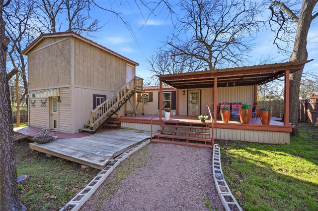 48 Ivanhoe Drive, Gordonville, TX 76245