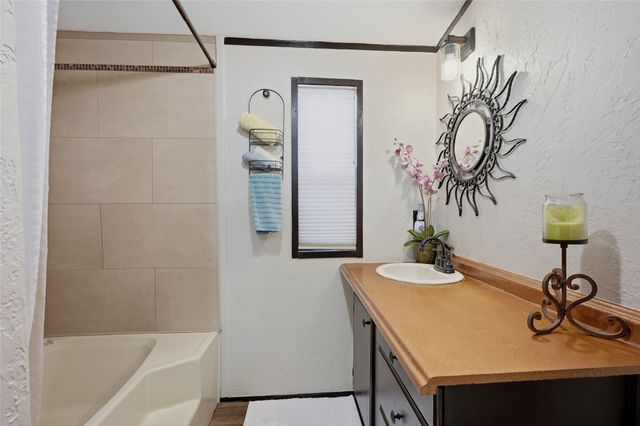 48 Ivanhoe Drive, Gordonville, TX 76245