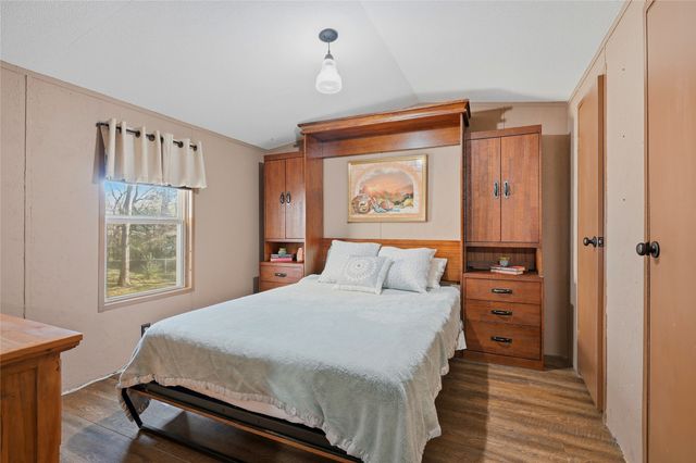 48 Ivanhoe Drive, Gordonville, TX 76245