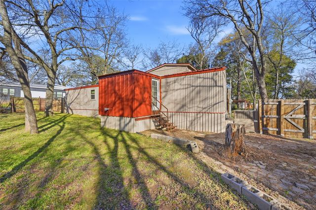 48 Ivanhoe Drive, Gordonville, TX 76245