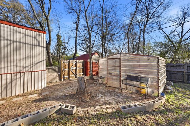 48 Ivanhoe Drive, Gordonville, TX 76245