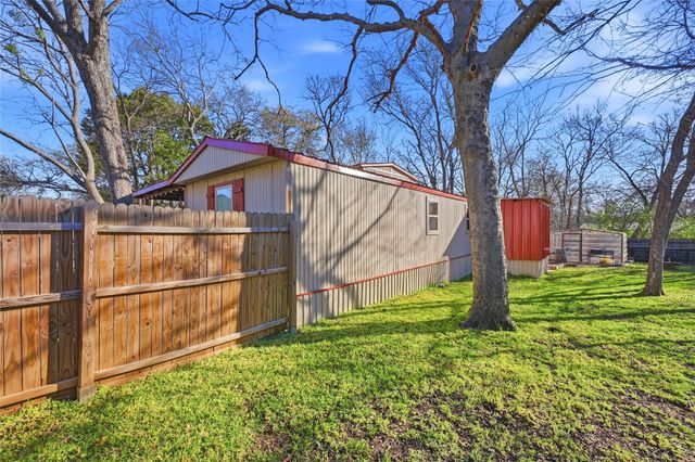 48 Ivanhoe Drive, Gordonville, TX 76245