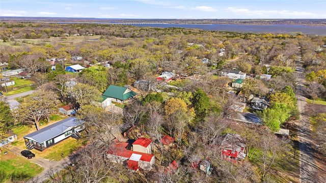 48 Ivanhoe Drive, Gordonville, TX 76245