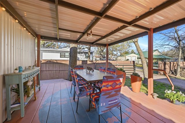 48 Ivanhoe Drive, Gordonville, TX 76245