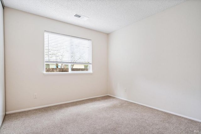 203 Fauna Ave, Rohnert Park, CA 94928