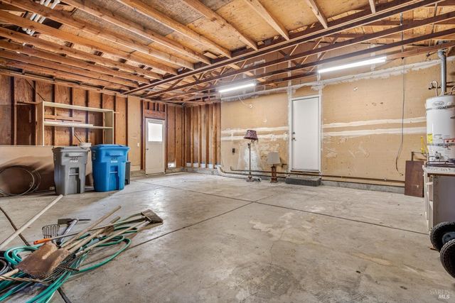 203 Fauna Ave, Rohnert Park, CA 94928