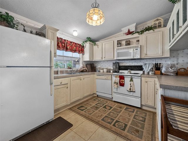 14150 SE 95TH AVENUE, Summerfield, FL 34491