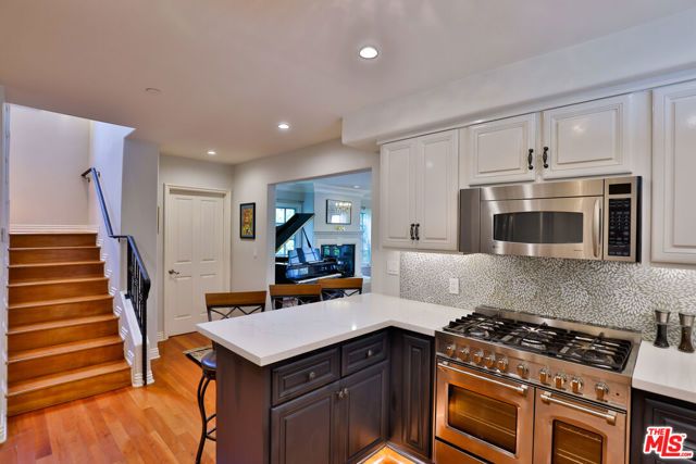 9969 Westwanda Drive, Beverly Hills, CA 90210