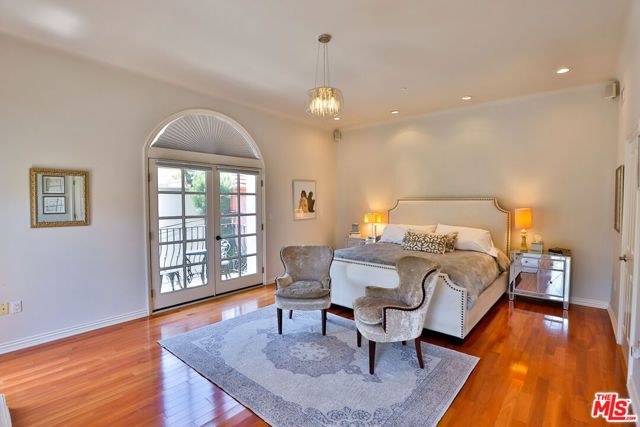 9969 Westwanda Drive, Beverly Hills, CA 90210