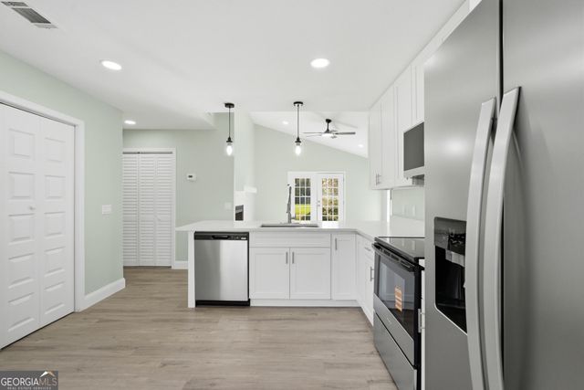104 Cardinal Street, Woodbine, GA 31569