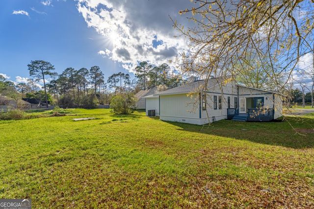 104 Cardinal Street, Woodbine, GA 31569