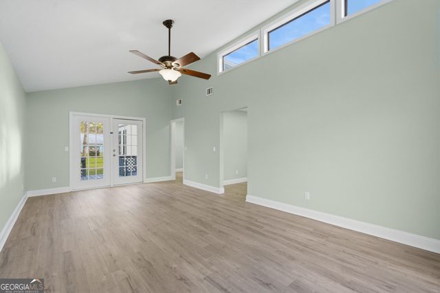 104 Cardinal Street, Woodbine, GA 31569