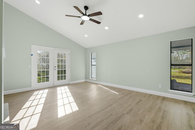 104 Cardinal Street, Woodbine, GA 31569