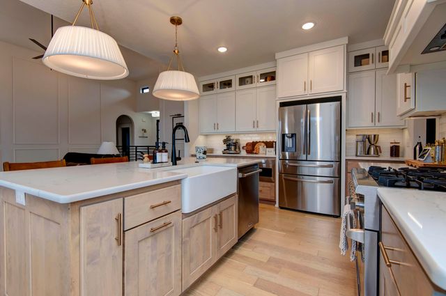 521 N Kilkenny Way, Nixa, MO 65714