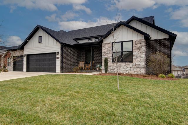 521 N Kilkenny Way, Nixa, MO 65714