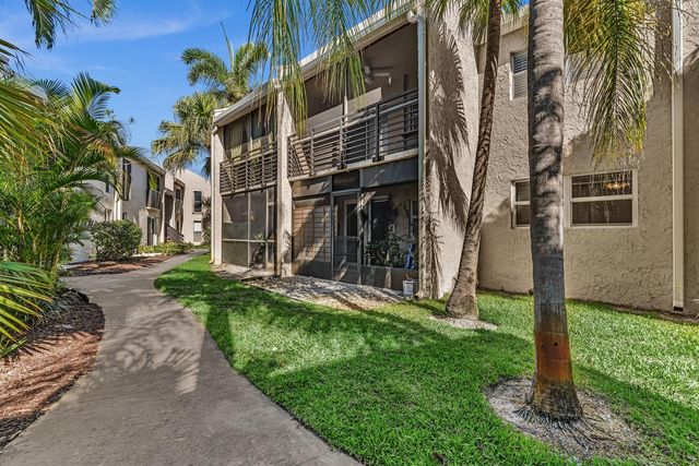5314 NE 6 Avenue E20, Oakland Park, FL 33334