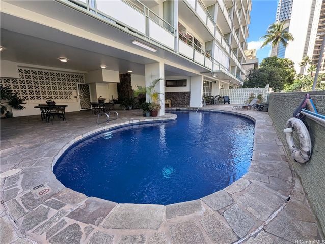 445 Kaiolu Street 1109, Honolulu, HI 96815