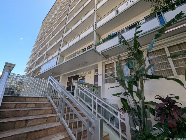445 Kaiolu Street 1109, Honolulu, HI 96815