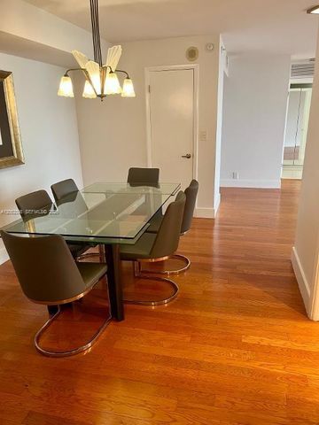 1000 Quayside Ter 805, Miami, FL 33138
