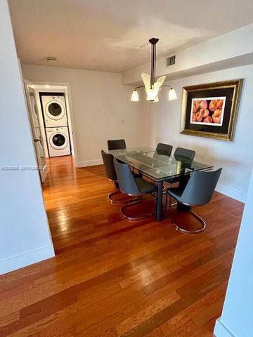 1000 Quayside Ter 805, Miami, FL 33138