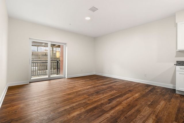 10 Franklin Ave 104, Revere, MA 02151