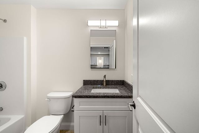 10 Franklin Ave 104, Revere, MA 02151