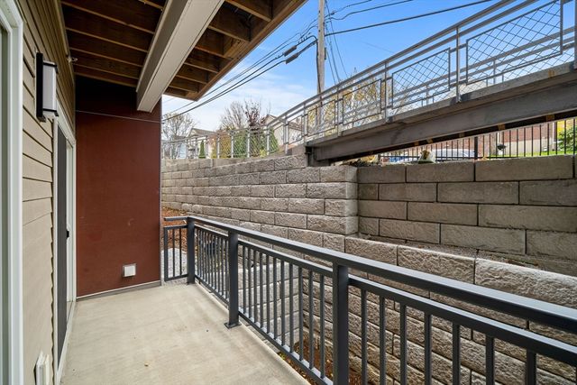 10 Franklin Ave 104, Revere, MA 02151