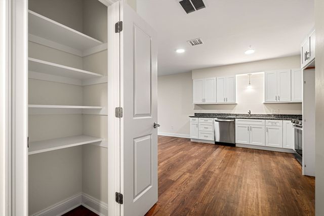 10 Franklin Ave 104, Revere, MA 02151