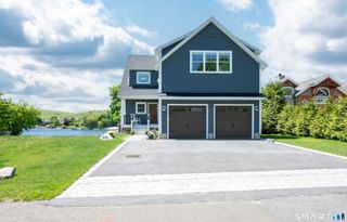 21 Lakeview Road, Brookfield, CT 06804