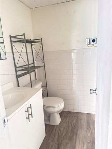 6930 Miami Gardens Dr 1-109, Hialeah, FL 33015